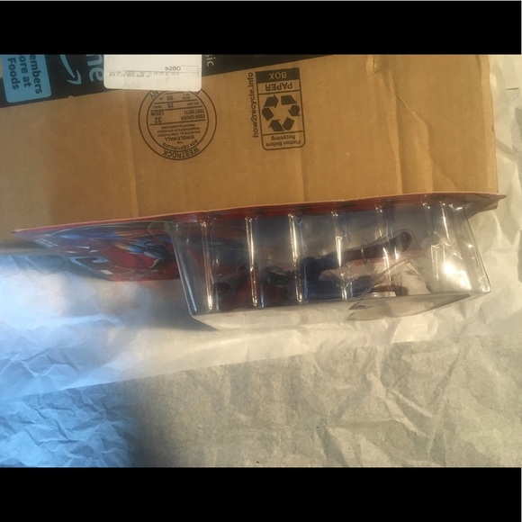 NEW Toybiz Web Climbing Spiderman Action Figure - Picture 3 of 7